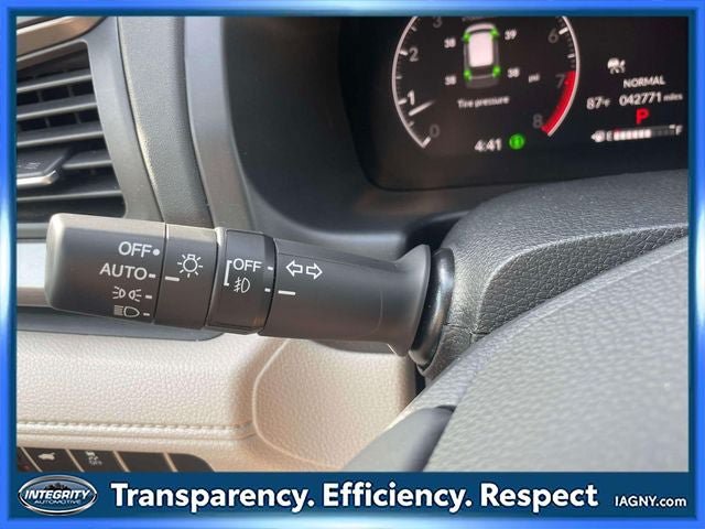 Used 2025 Honda Odyssey EX-L image 25