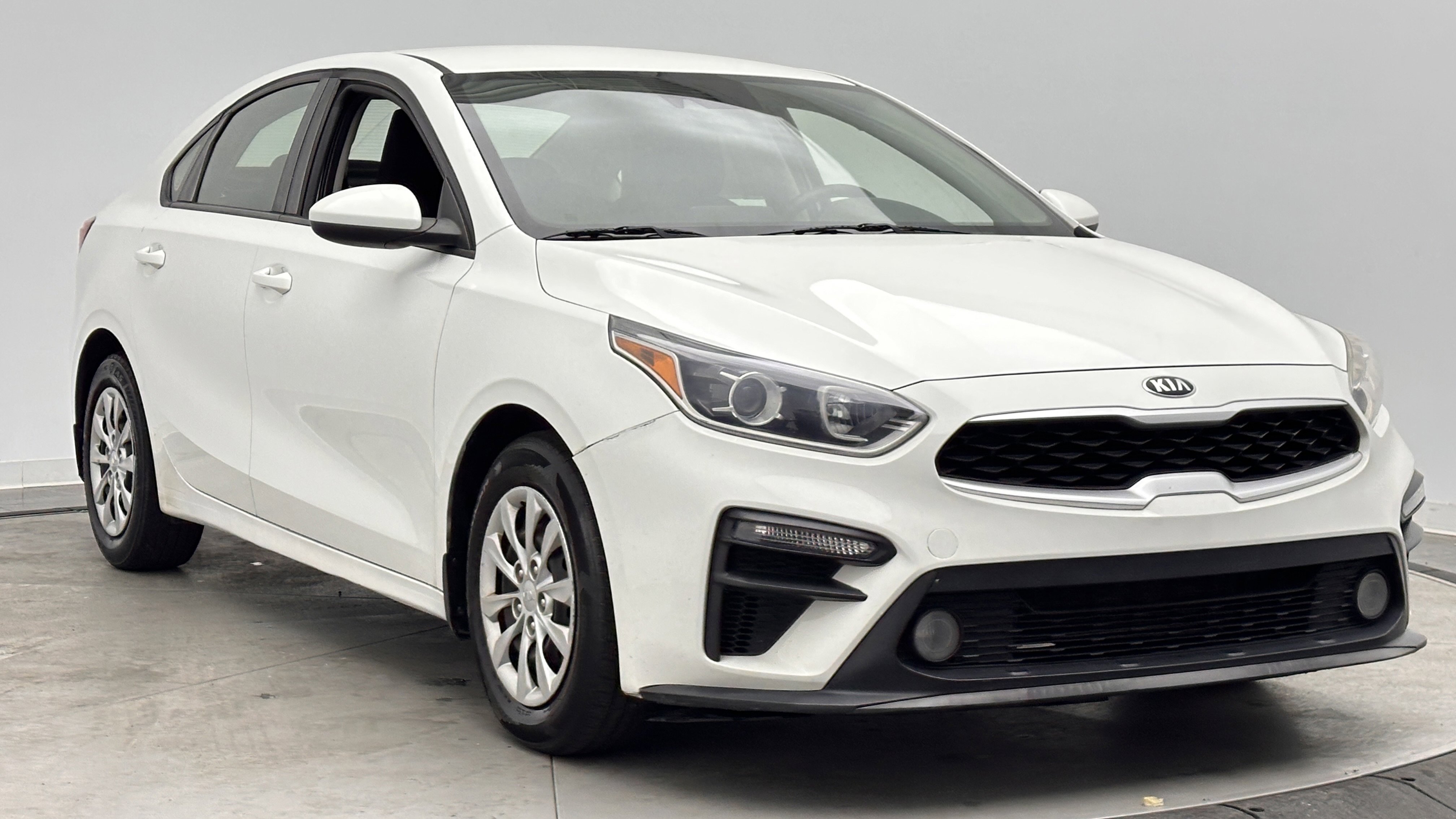 Used 2019 Kia Forte Sedan image 3