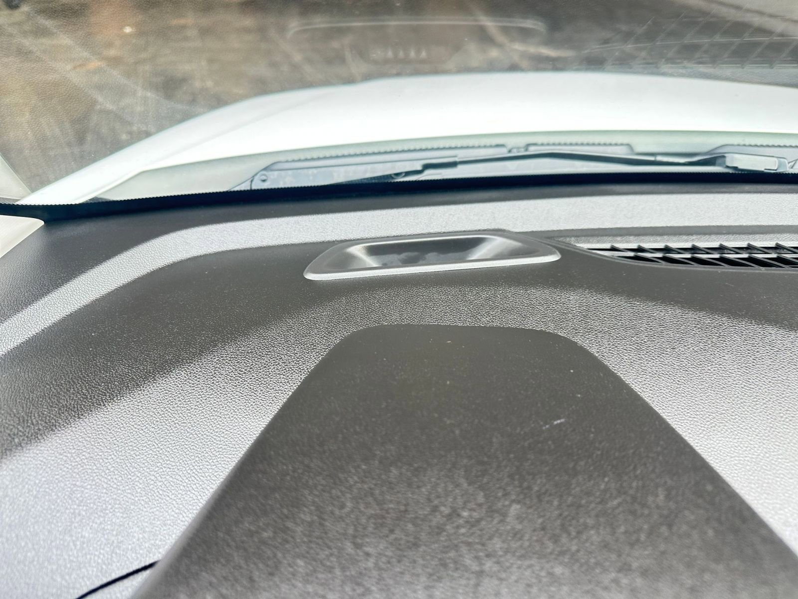 Used 2025 Chevrolet TrailBlazer LT image 34