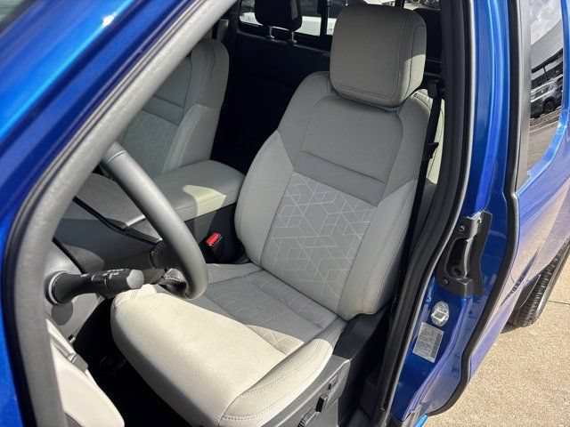 Used 2025 Nissan Frontier SV w/ SV Convenience Package RWD image 18