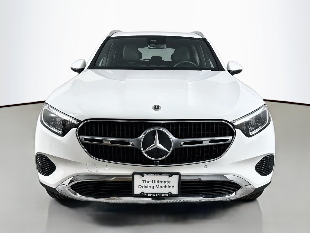 Used 2024 Mercedes-Benz GLC 300 image 2