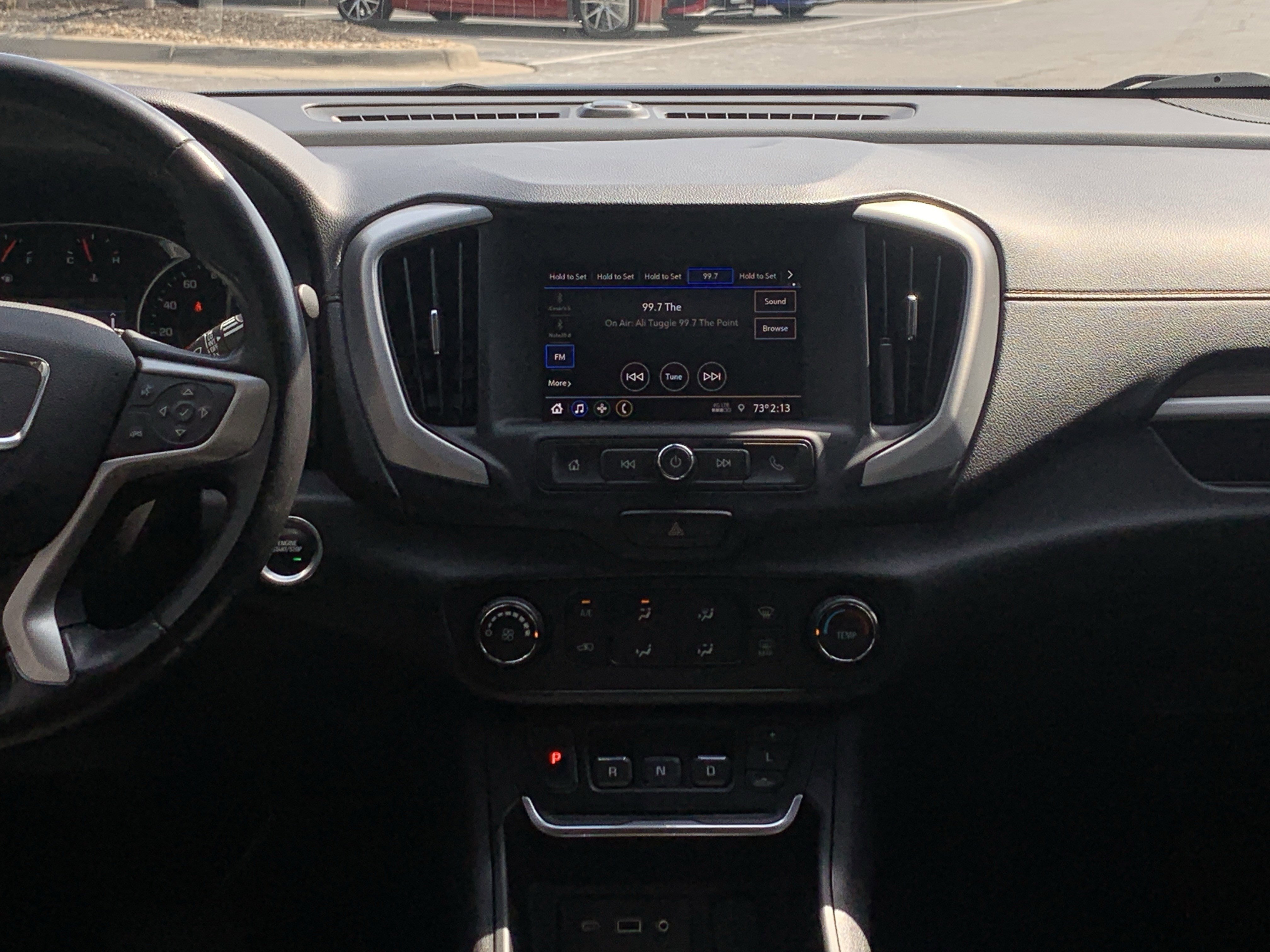 Used 2021 GMC Terrain SLE w/ Elevation Edition image 25