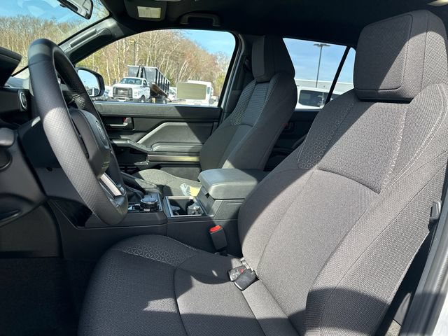 Used 2025 Toyota 4Runner SR5 AWD/4WD image 37