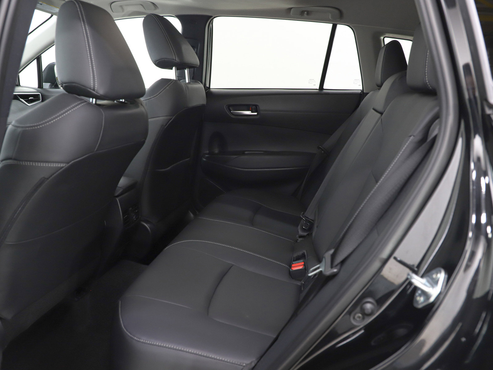 Used 2026 Toyota Corolla Cross XLE w/ Convenience Package image 15