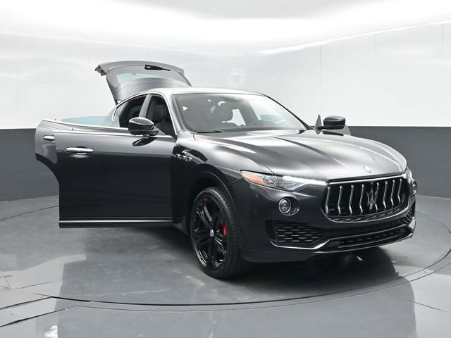 Used 2023 Maserati Levante GT AWD/4WD image 62