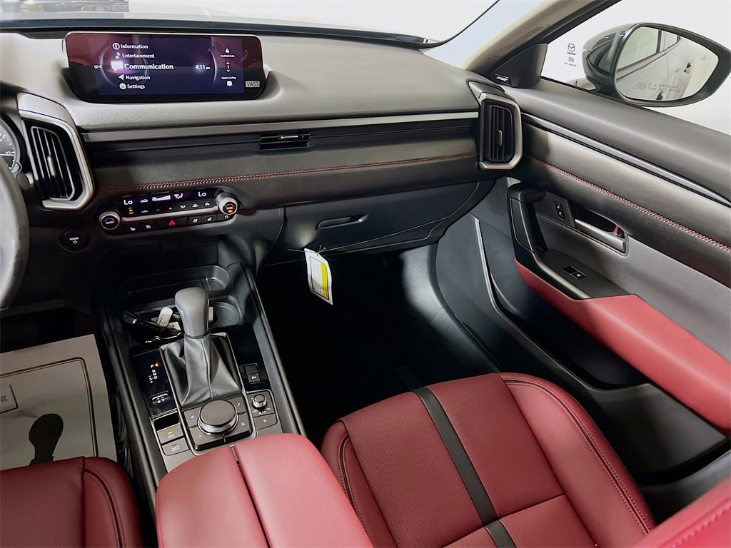 New 2026 MAZDA CX-50 AWD 2.5 Hybrid w/ Cargo Package image 18