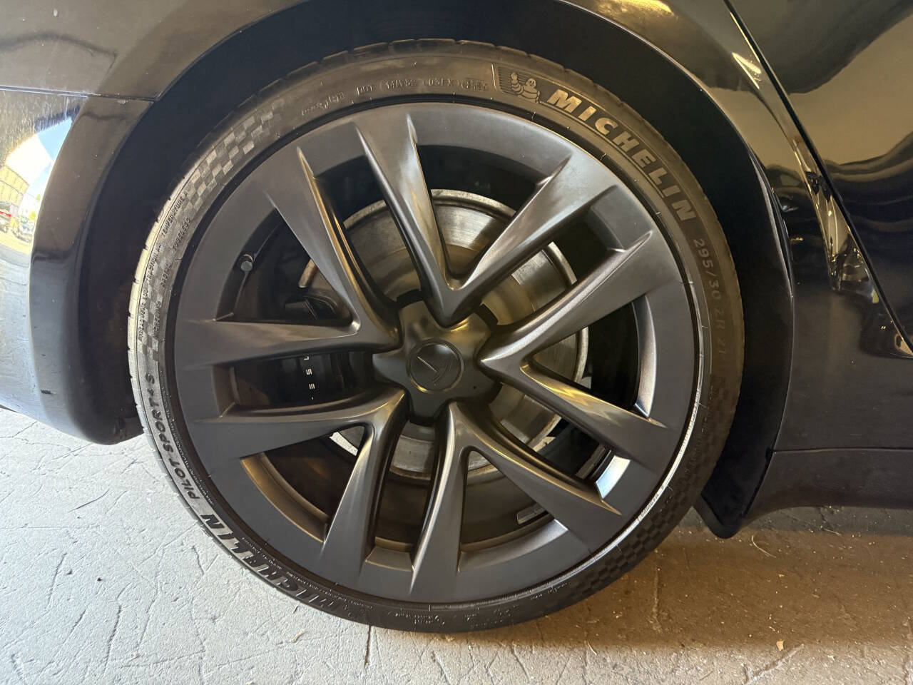 Used 2022 Tesla Model S Plaid AWD/4WD image 36