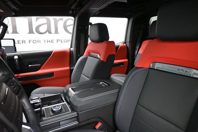 Used 2026 GMC Hummer EV 4x4 Crew Cab w/ Carbon Fiber Edition Package image 17
