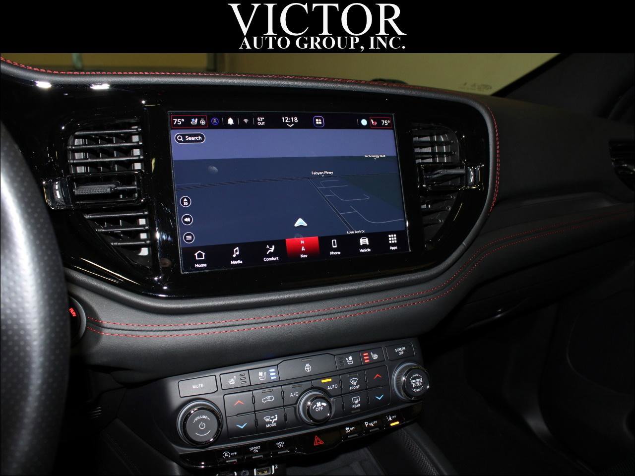 Used 2023 Dodge Durango GT image 24