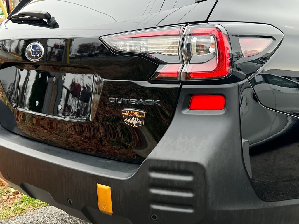 Certified 2022 Subaru Outback Wilderness image 6