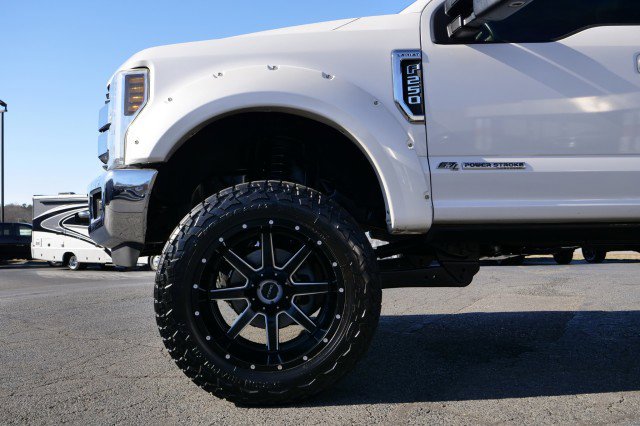 Used 2018 Ford F250 Lariat w/ Lariat Ultimate Package image 56