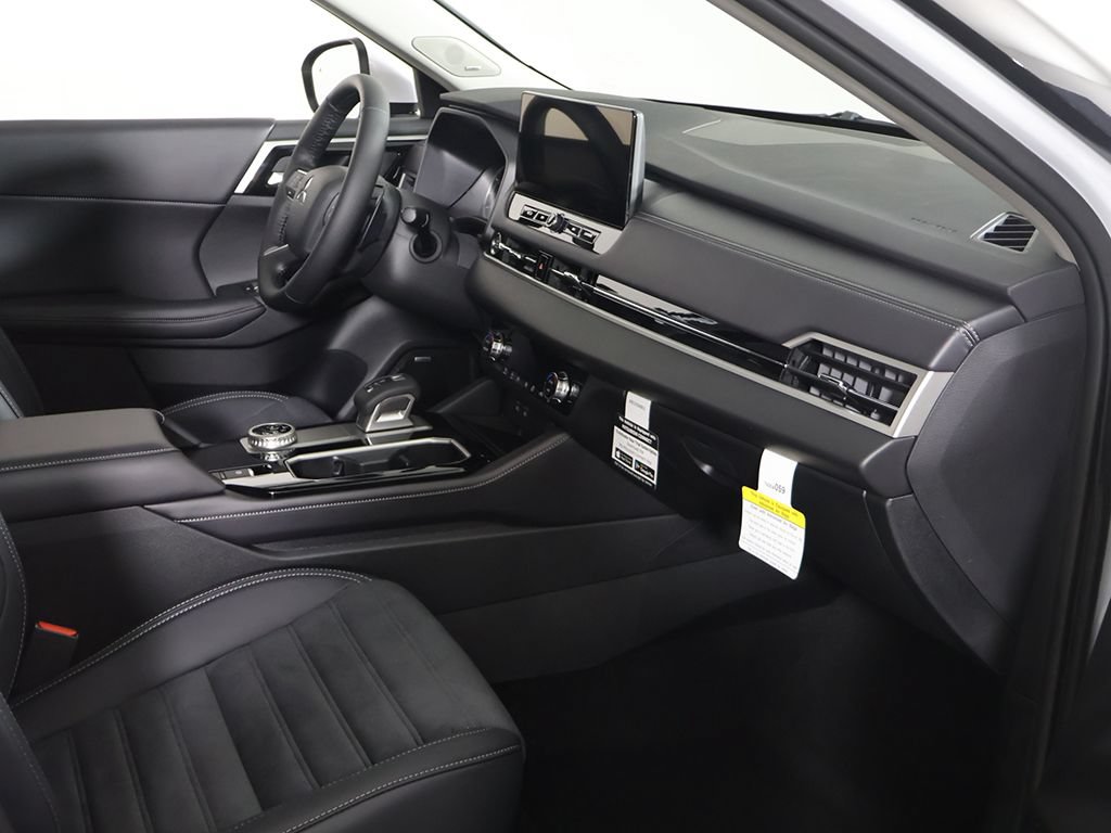 New 2026 Mitsubishi Outlander SE FWD image 26