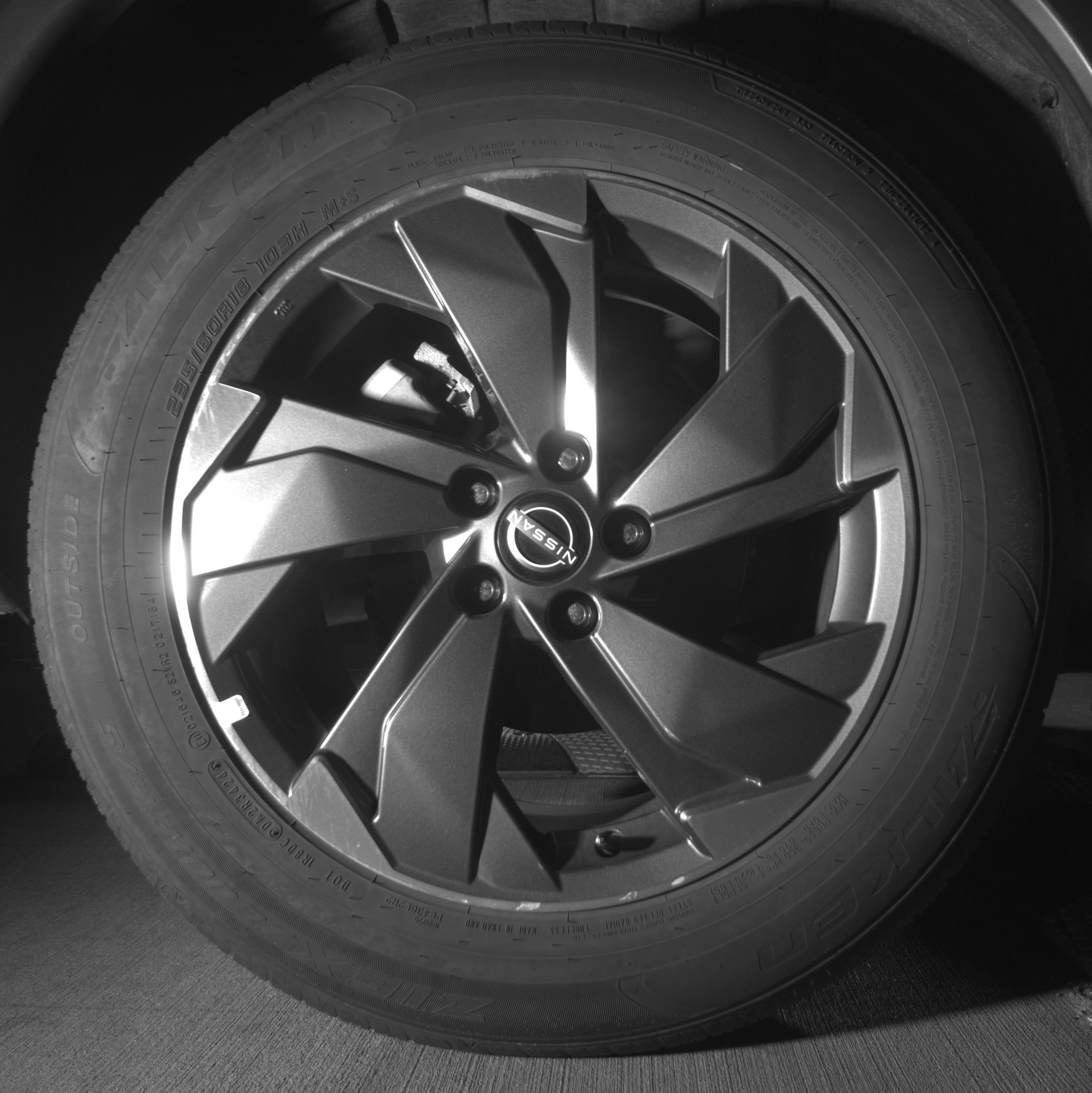 Used 2025 Nissan Rogue SV FWD image 15