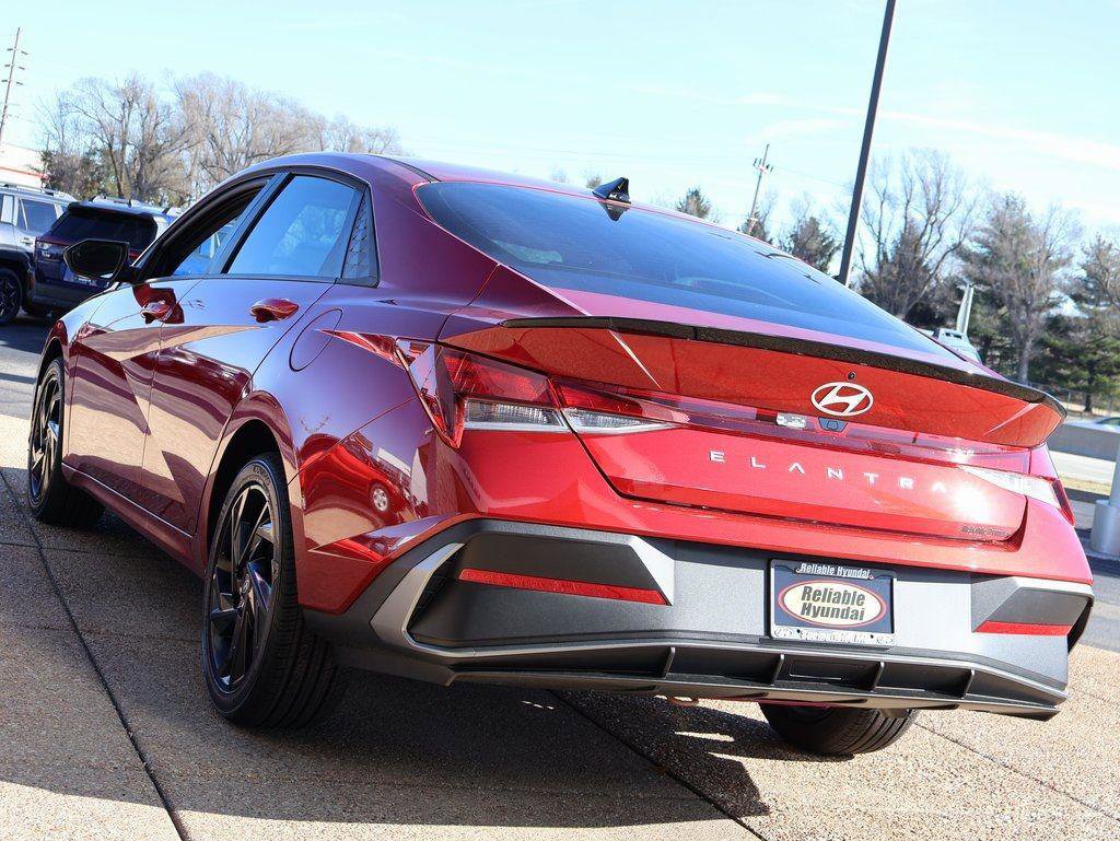 New 2026 Hyundai Elantra Sport w/ Cargo Package image 4