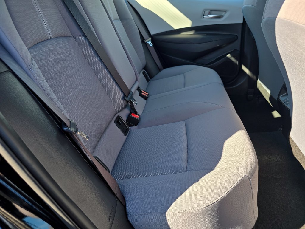 Certified 2024 Toyota Corolla SE w/ SE Premium Package FWD image 21