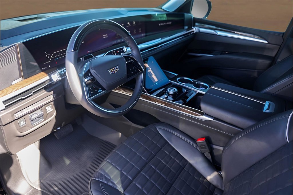 Certified 2025 Cadillac Escalade Sport Platinum w/ LPO, ONYX Package image 10