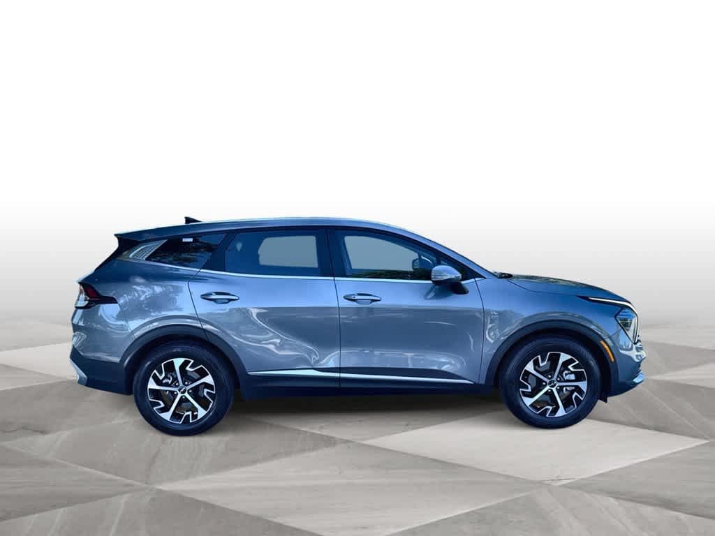 Used 2024 Kia Sportage EX FWD image 9