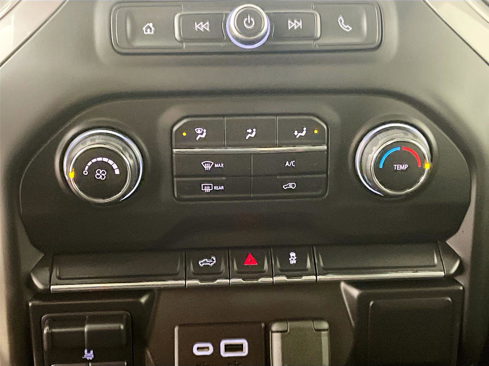 Used 2021 Chevrolet Silverado 1500 W/T w/ WT Value Package AWD/4WD image 9