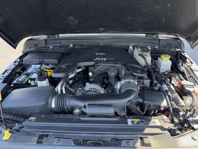 Used 2021 Jeep Gladiator Sport AWD/4WD image 29