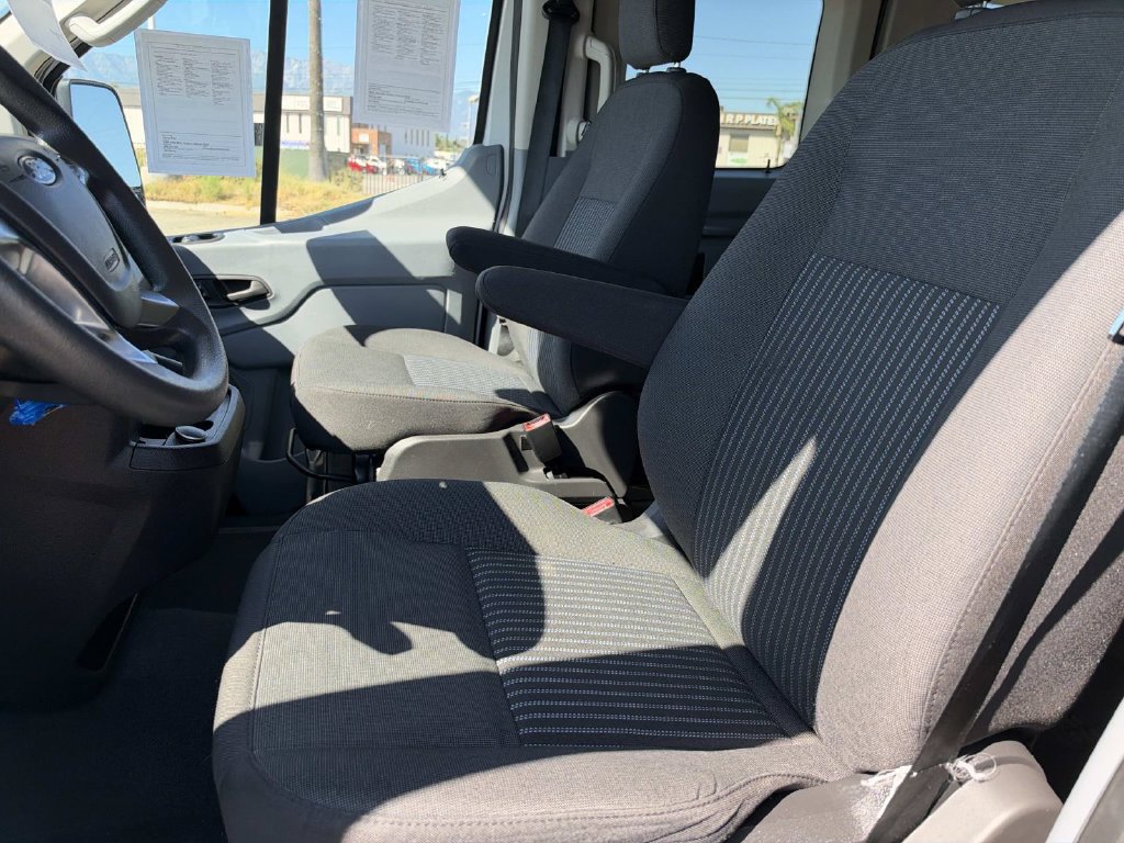 Certified 2018 Ford Transit 350 XL RWD image 24