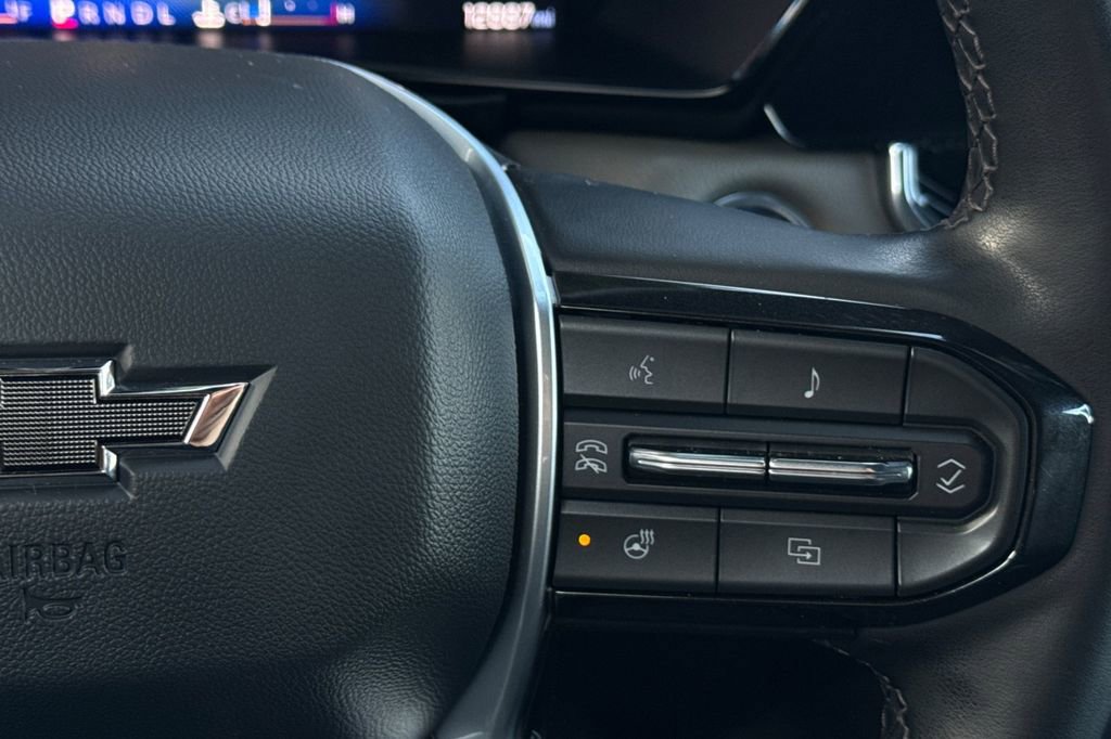 Certified 2024 Chevrolet Colorado ZR2 w/ ZR2 Bison Edition image 28