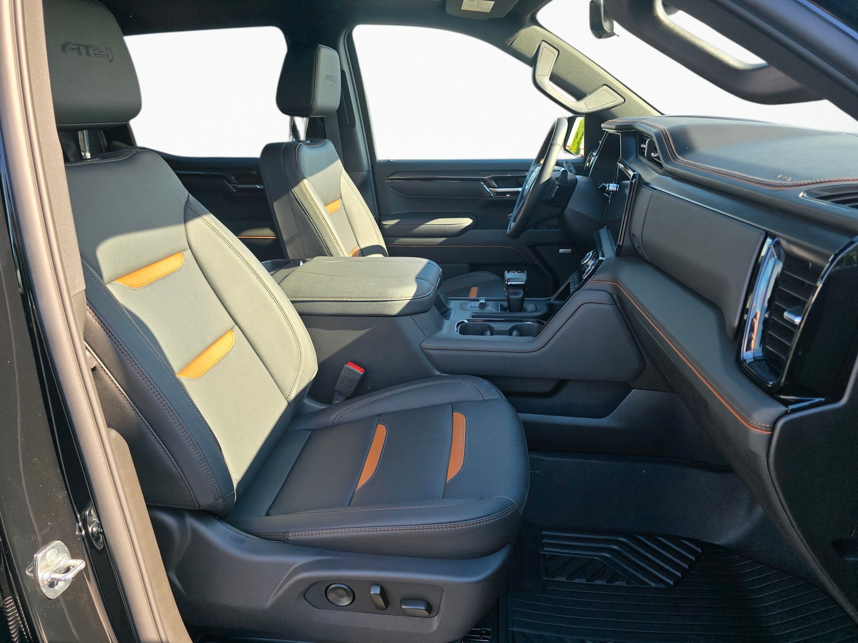 Used 2026 GMC Sierra 1500 AT4 w/ AT4 Premium Package AWD/4WD image 25