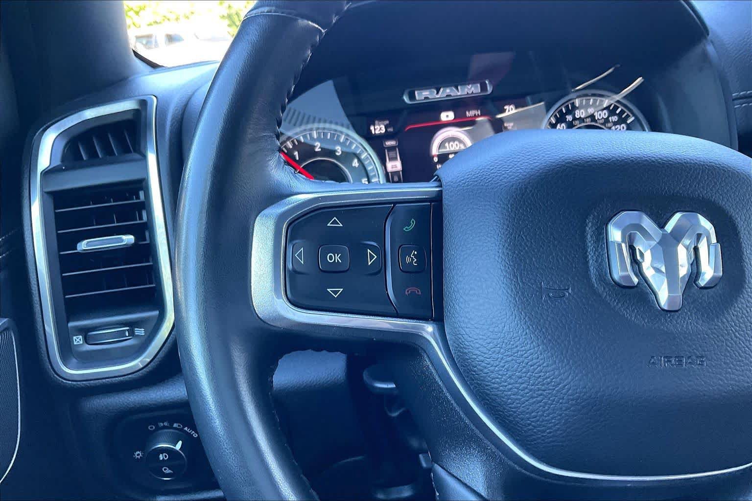 Used 2022 RAM 1500 Laramie AWD/4WD image 24