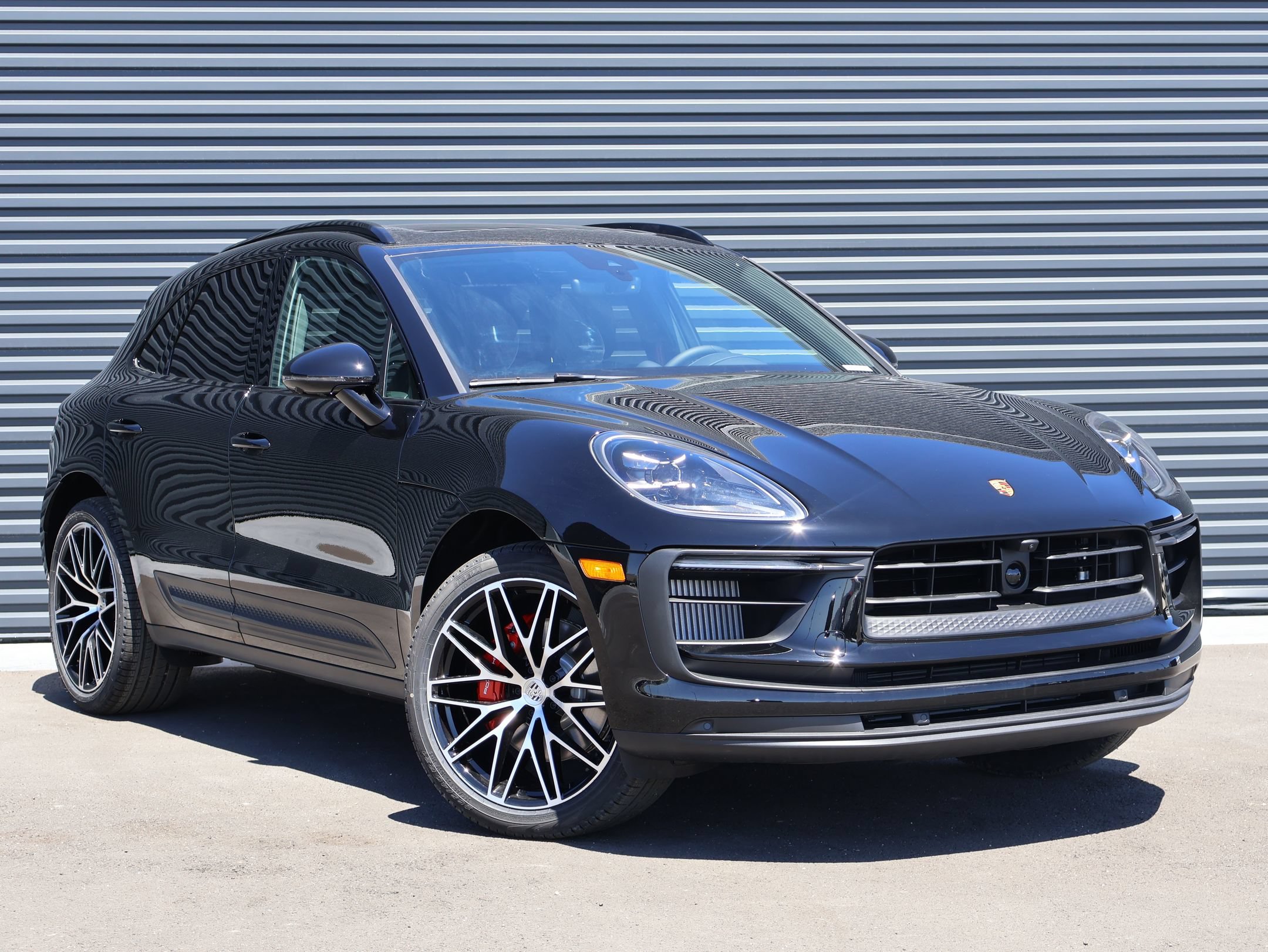 New 2026 Porsche Macan S AWD/4WD image 7