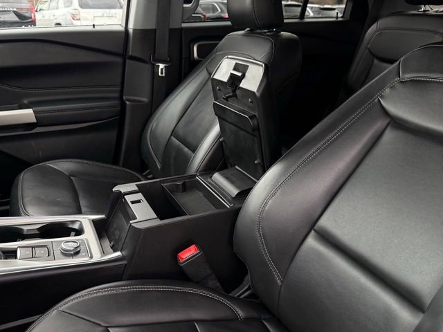 Used 2023 Ford Explorer XLT w/ Equipment Group 202A image 31