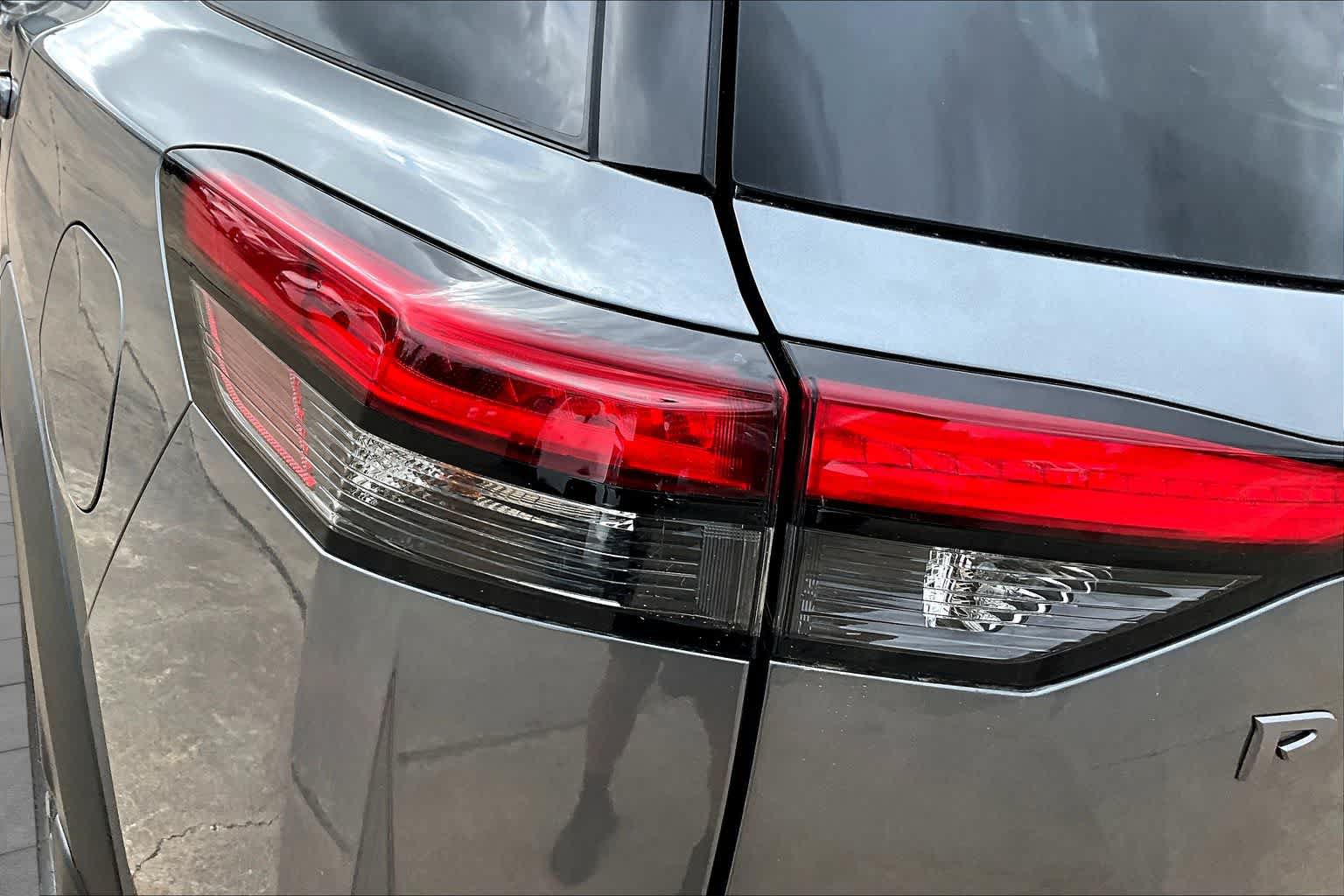 New 2026 Nissan Pathfinder SV FWD image 12