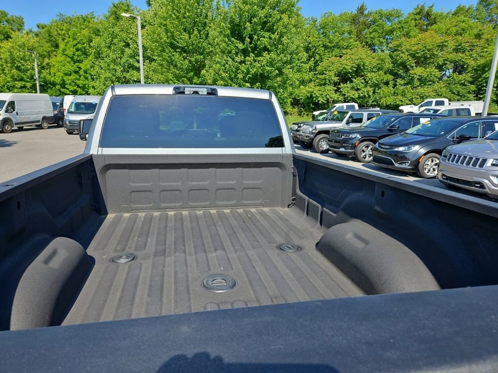 Used 2024 RAM 3500 Big Horn w/ Sport Appearance Package AWD/4WD image 12