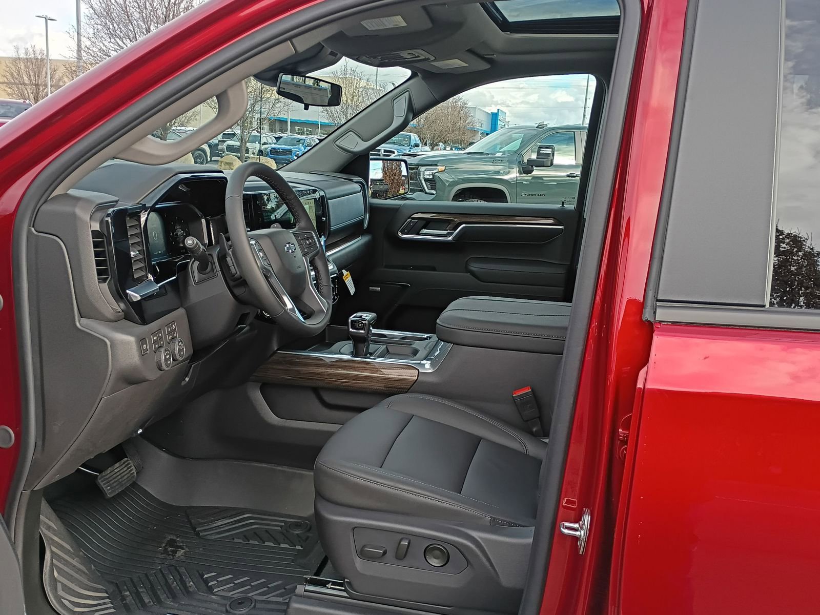 New 2026 Chevrolet Silverado 1500 LT Trail Boss w/ LT Trail Boss Premium Package image 34