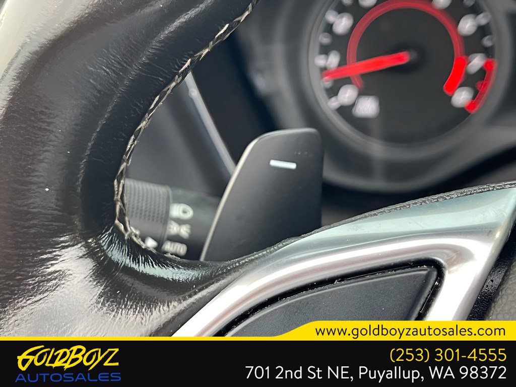 Used 2022 Chevrolet Camaro LT RWD image 27