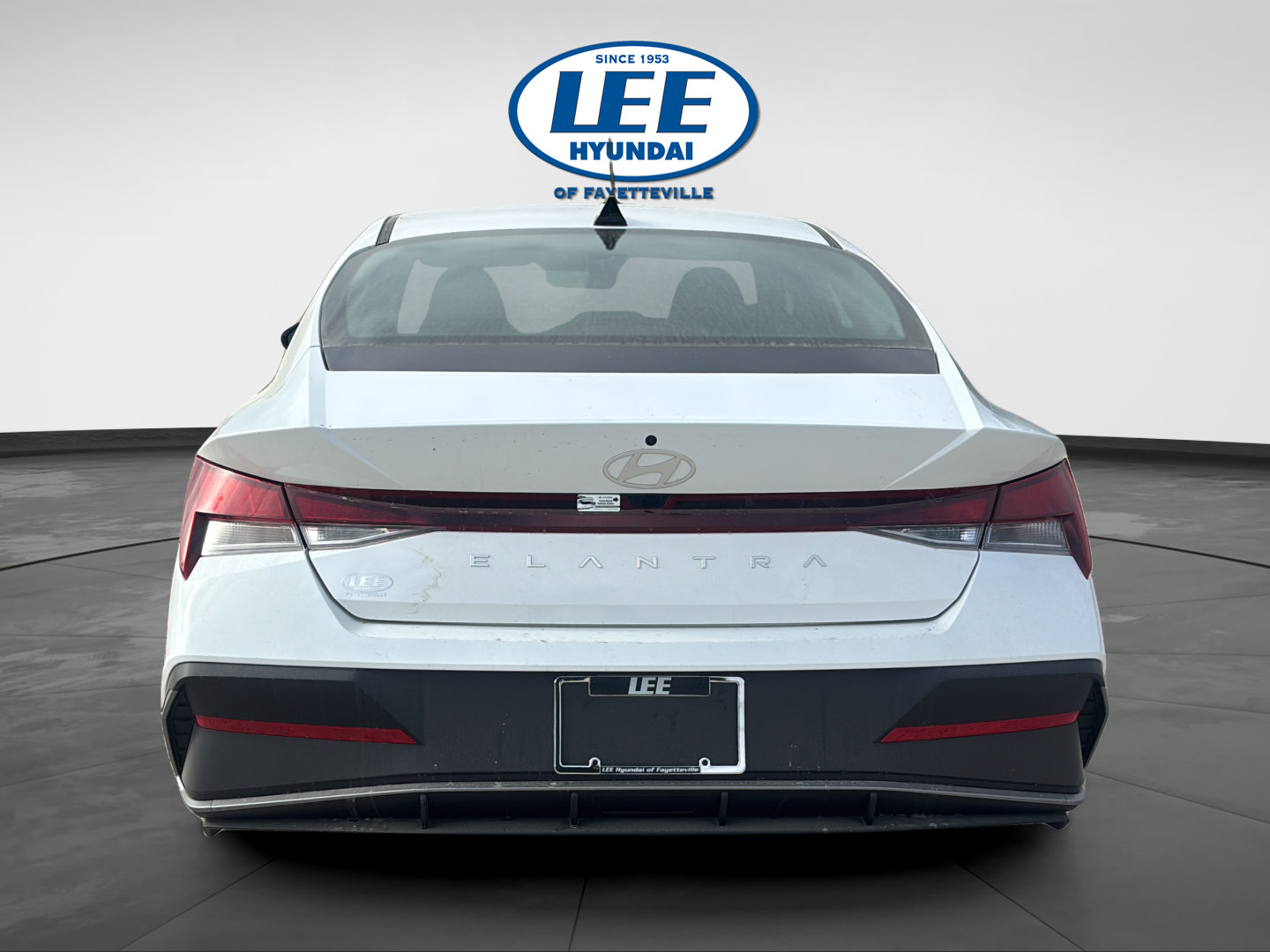Certified 2026 Hyundai Elantra SE FWD image 5