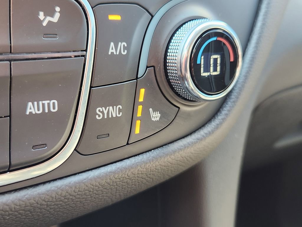 Used 2024 Chevrolet Equinox LT image 29