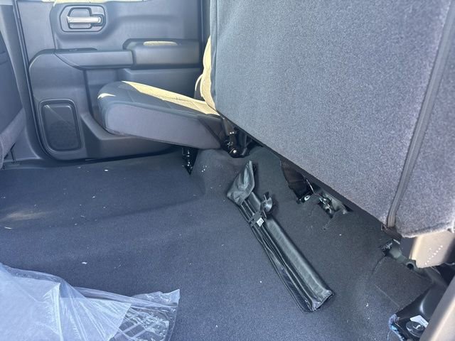 Used 2026 Chevrolet Silverado 1500 Custom Trail Boss w/ LPO, Dark Essentials Package image 19