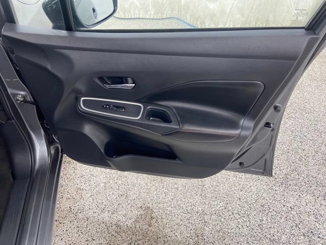 Used 2024 Nissan Versa SR FWD image 16