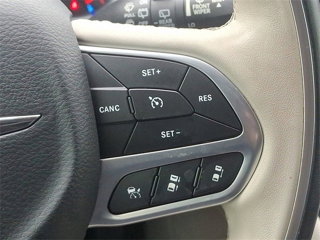Used 2021 Chrysler Pacifica Limited w/ Premium & Safety Sphere Group image 21
