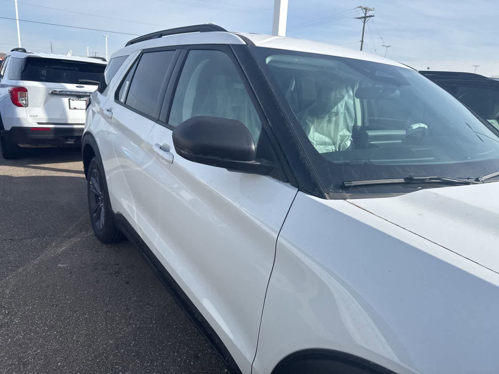 New 2026 Ford Explorer Active w/ Active Comfort Package image 16