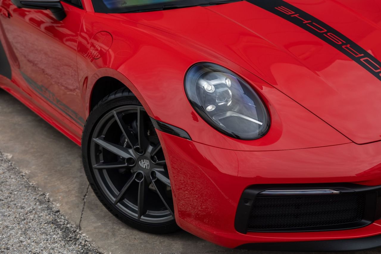 Used 2024 Porsche 911 Carrera T RWD image 2