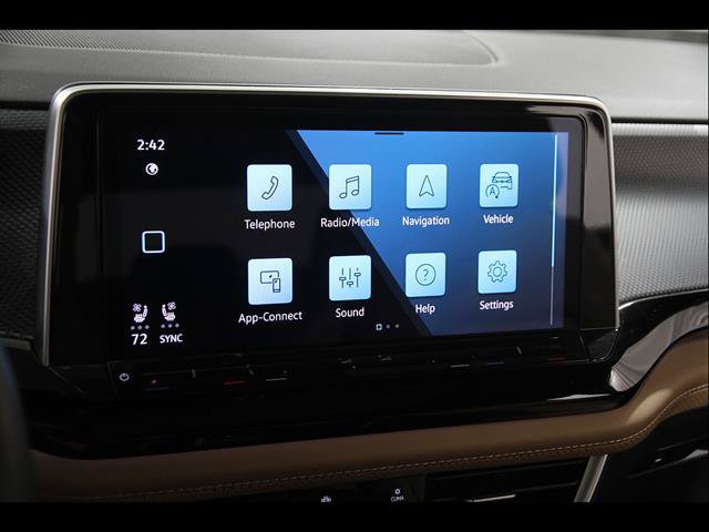 Used 2024 Volkswagen Atlas Cross Sport SEL R-Line AWD/4WD image 10