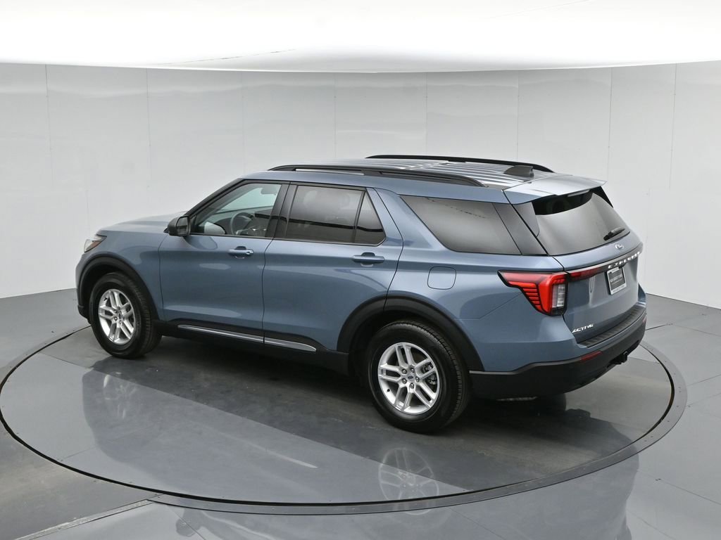 Used 2025 Ford Explorer Active image 45