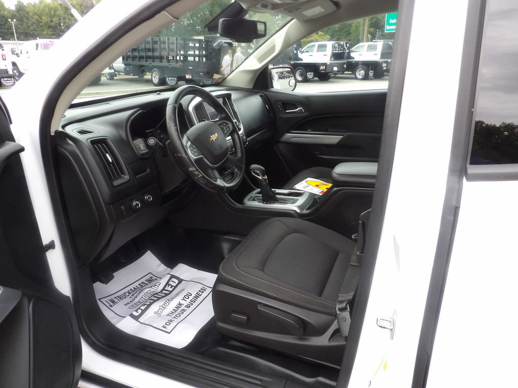 Used 2022 Chevrolet Colorado LT AWD/4WD image 16