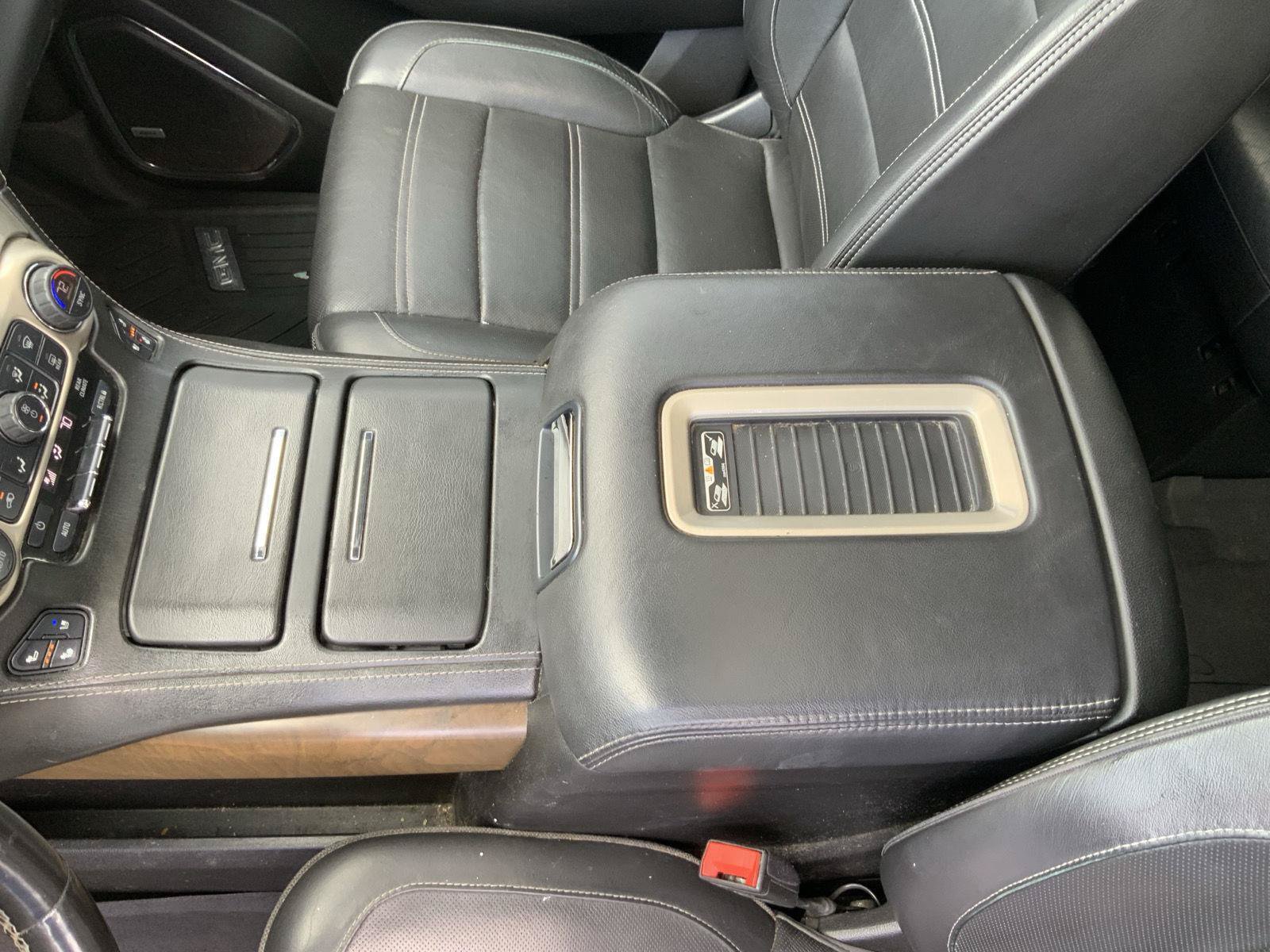 Used 2018 GMC Yukon XL Denali w/ Denali Ultimate Package AWD/4WD image 50