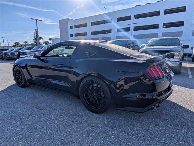Used 2019 Ford Mustang Shelby GT350 w/ Technology Package image 9