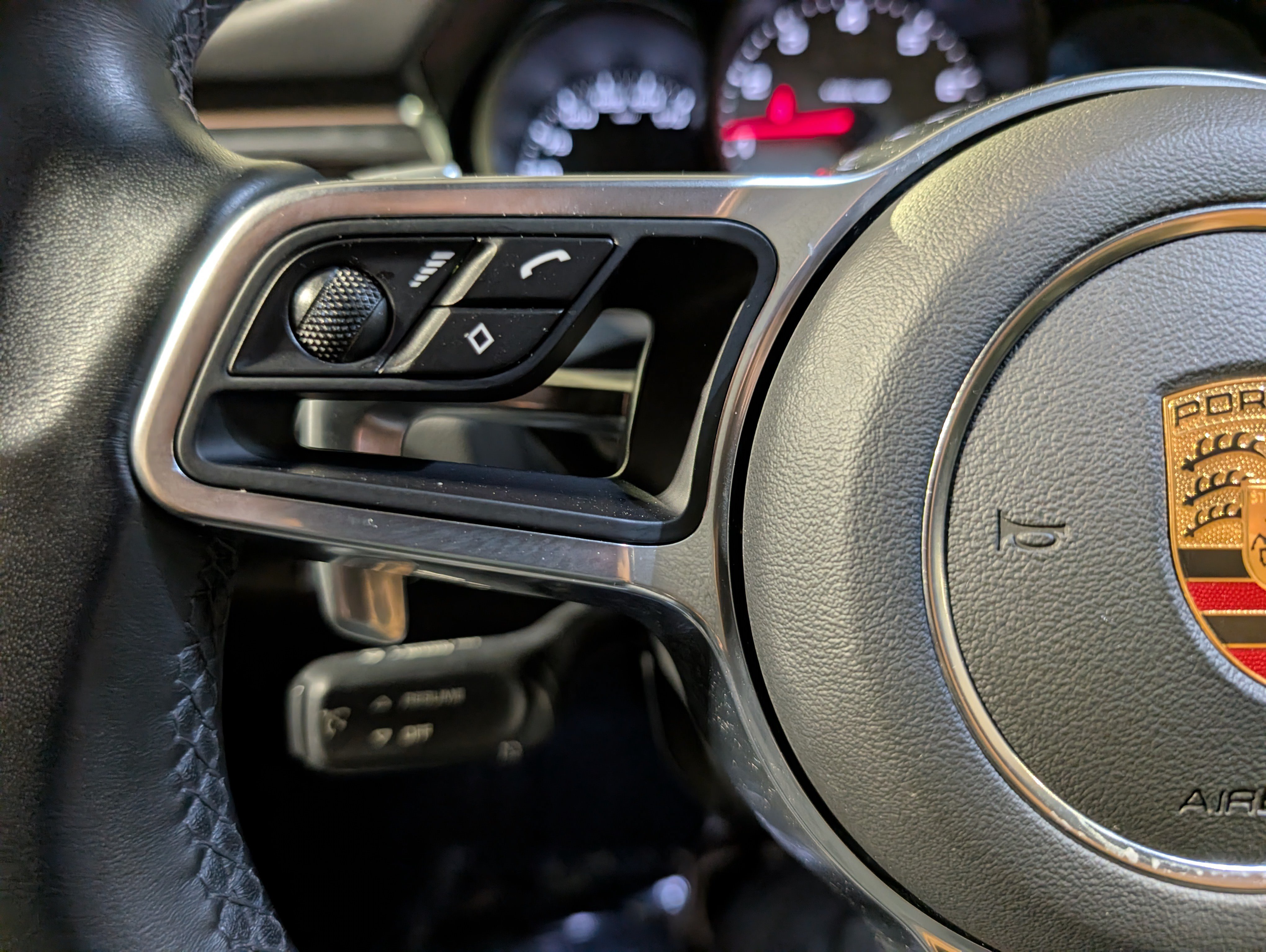 Certified 2021 Porsche Macan S AWD/4WD image 28