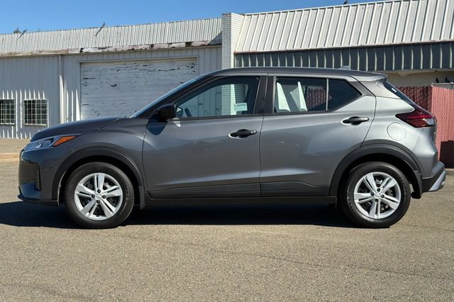 Certified 2025 Nissan Kicks Play S FWD image 7