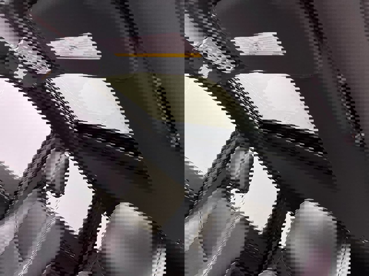 Used 2018 Jeep Grand Cherokee Limited image 6