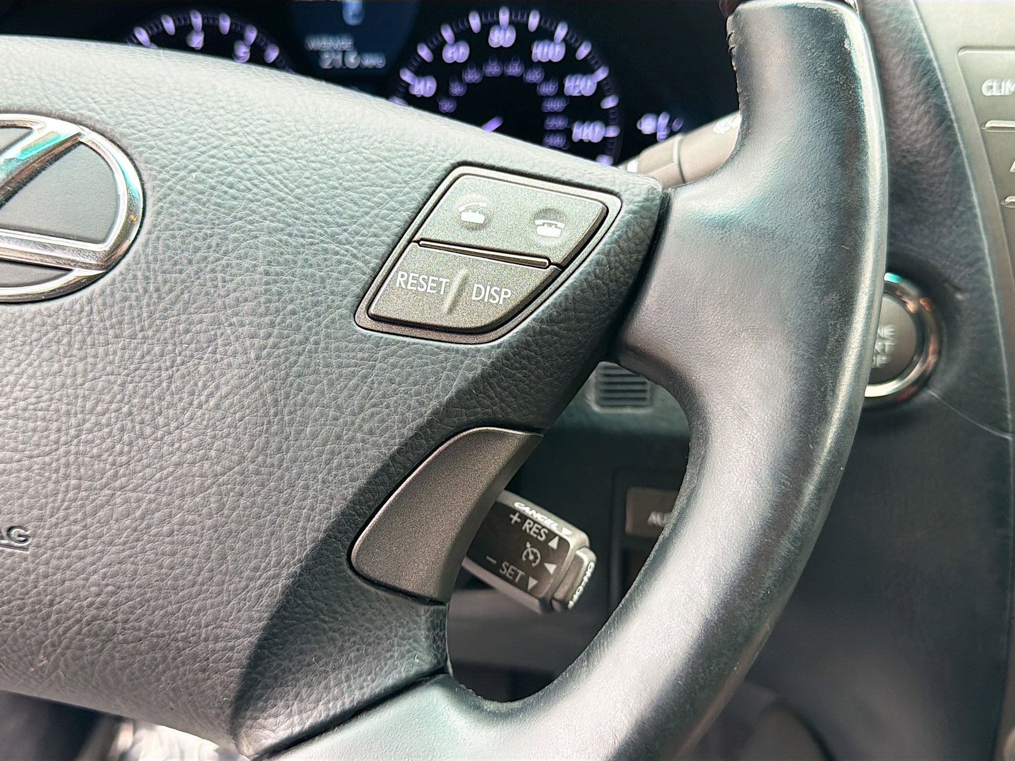 Used 2009 Lexus LS 460 460 w/ Comfort Pkg image 36