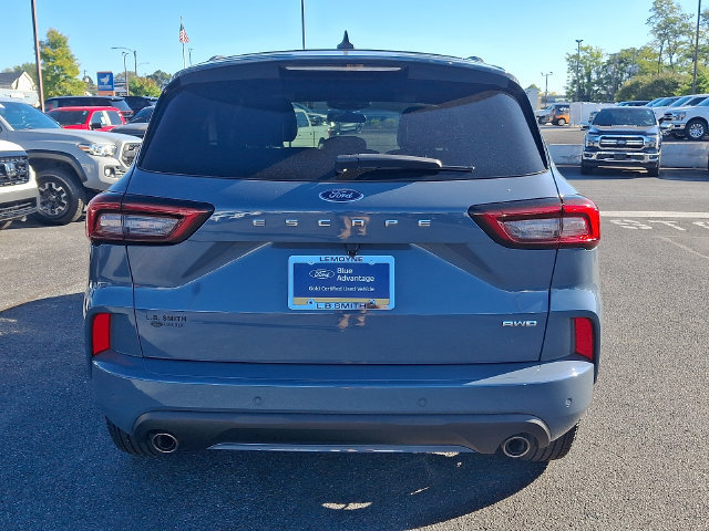 Certified 2023 Ford Escape ST-Line w/ Tech Pack #1 AWD/4WD image 5
